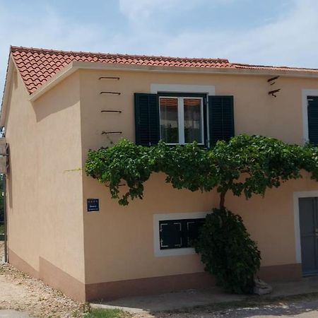 Apartments Lucky Lozovac Luaran gambar