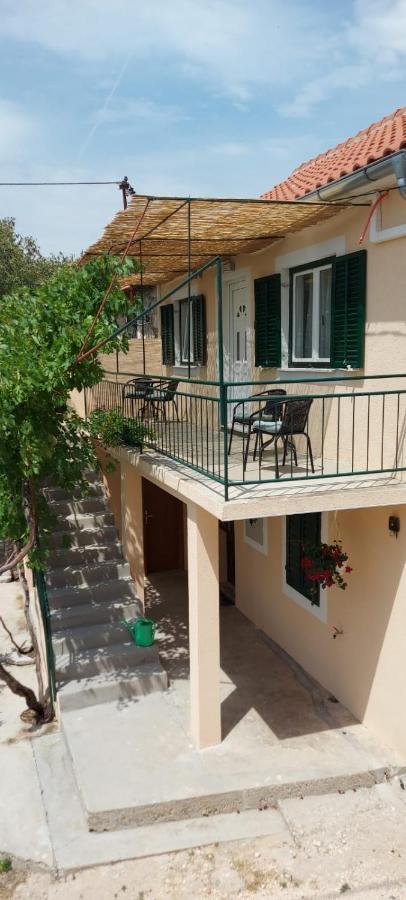 Apartments Lucky Lozovac Luaran gambar